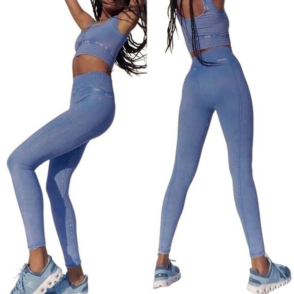 NEW FREE PEOPLE  MOVEMENT VINTAGE BLUE STAY WITH IT LEGGINGS SZ: XS/S, ML/L NWOT - Picture 1 of 8